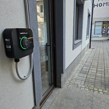 Morpheus Apartmani Sremska Mitrovica Exterior foto
