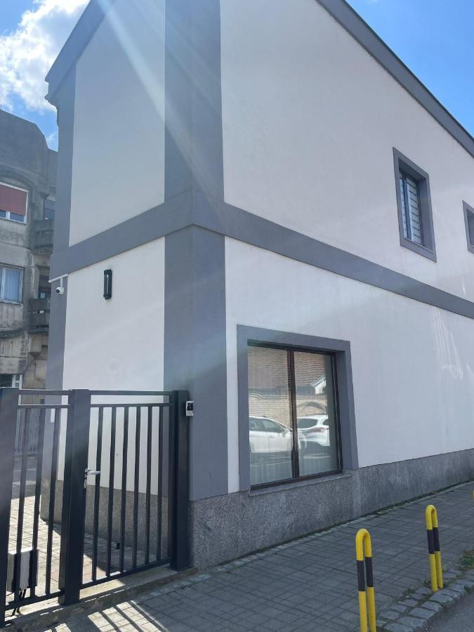 Morpheus Apartmani Sremska Mitrovica Exterior foto