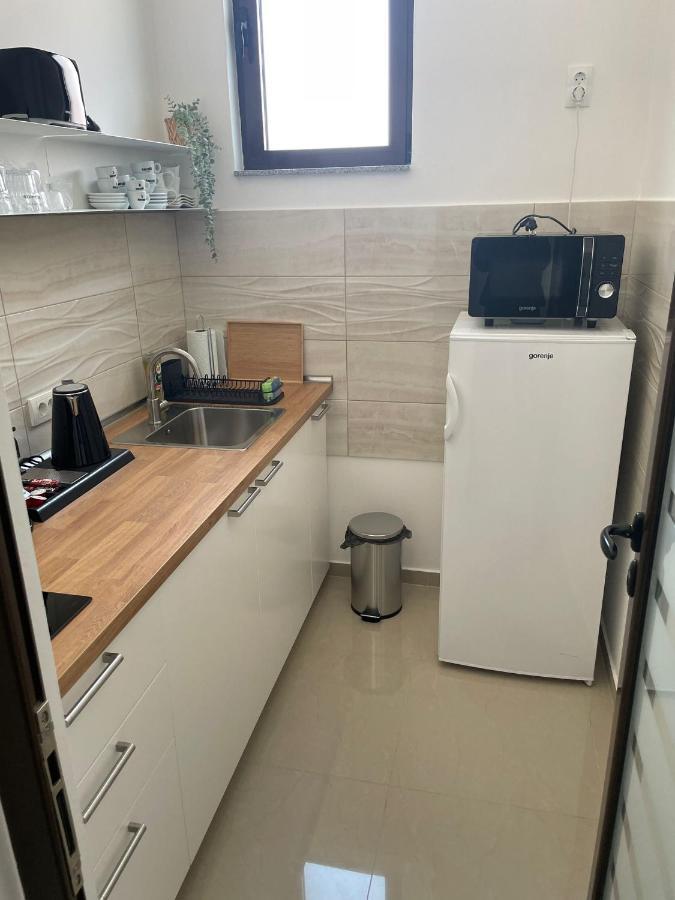 Morpheus Apartmani Sremska Mitrovica Exterior foto