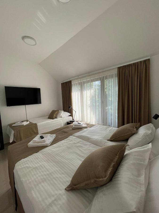 Morpheus Apartmani Sremska Mitrovica Exterior foto