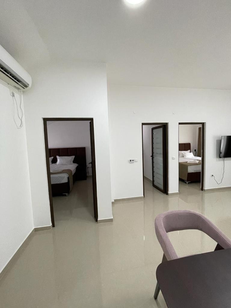 Morpheus Apartmani Sremska Mitrovica Exterior foto